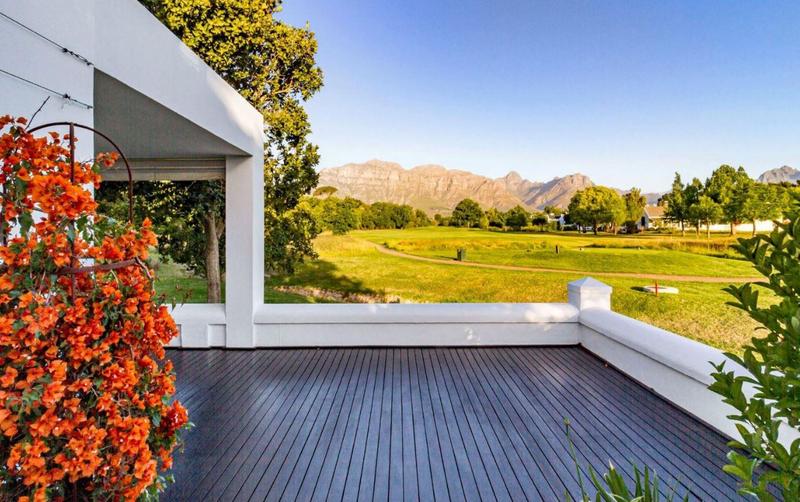 4 Bedroom Property for Sale in Stellenbosch Central Western Cape